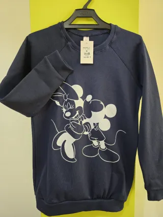 Sudadera Mickey y Minnie . Talla M
CON ETIQUETA 