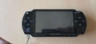 Sony PSP 1004 Value Pack Negra