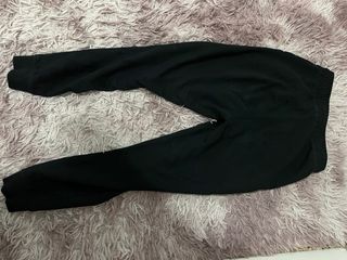 Pantalón chándal negro