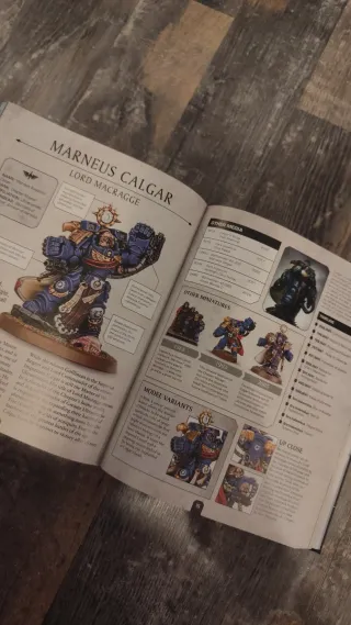 Enciclopedia Warhammer 40k + Titus (inglés)
