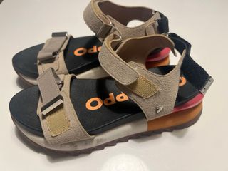 Sandalias GIOSEPPO beige con plataforma-velcro T39