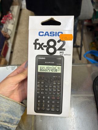Calculadora Científica Casio fx-82MS