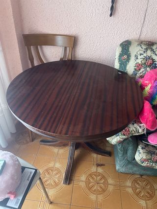 Mesa de comedor extensible de madera