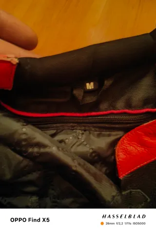 Mono de Moto Cuero Rojo y Negro