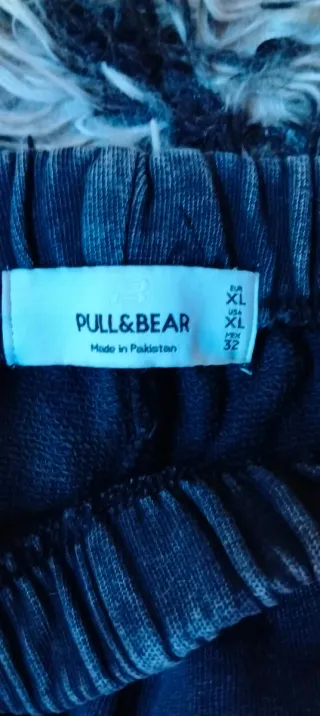 Pantalón chándal efecto desgastado