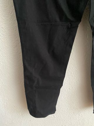 Pantalón negro licra T46