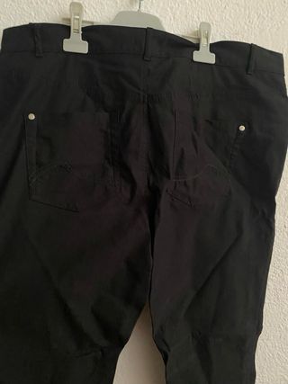 Pantalón negro licra T46
