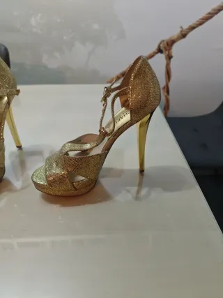 Zapatos Michael Kors Dorados Brillantes