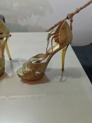 Zapatos Michael Kors Dorados Brillantes
