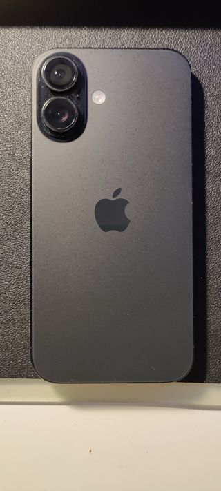 iPhone 16 128GB Negro