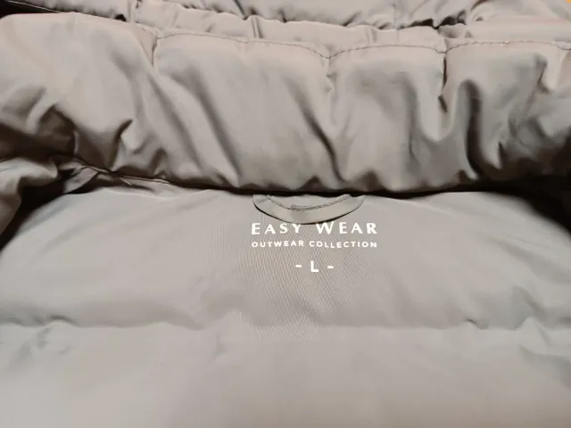 Chaleco largo acolchado con capucha