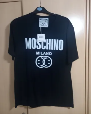 Camiseta Moschino Negra Talla L