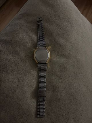 Reloj Casio Dorado