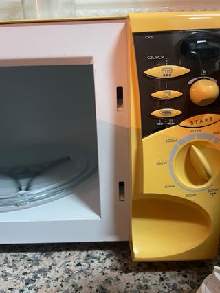 Microondas Moulinex Symbio Amarillo