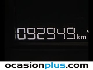 Peugeot 2008 PureTech Signature 60 kW (82 CV)