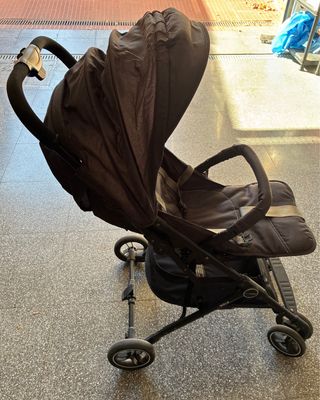 Silla de paseo ligera cabina avión