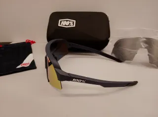 Occhiali ciclismo marca 100% nuovi
