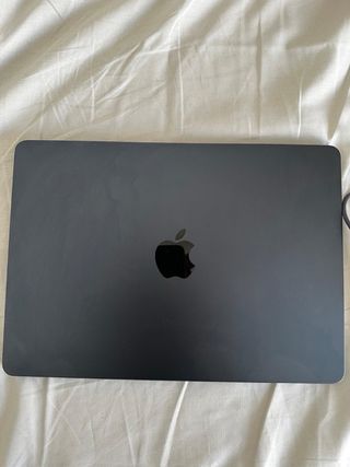 MacBook Air M2 2022 Gris Espacial
