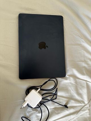 MacBook Air M2 2022 Gris Espacial