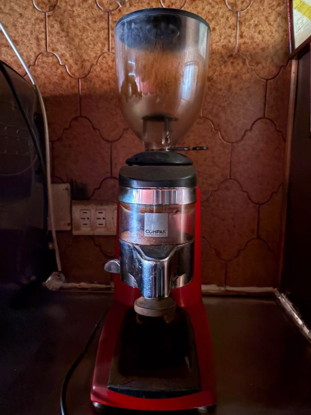 Molinillo de Café Profesional Compak