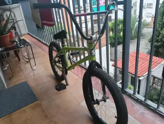 Bmx con piezas Gringas