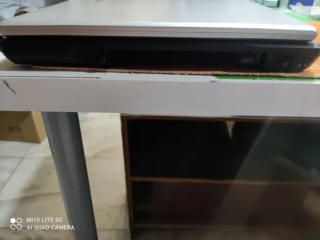 Portátil Toshiba Plata