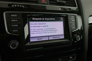 Volkswagen Golf 1.6 TDI Sport by R-Line BlueMotion