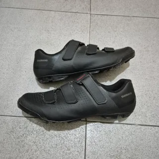 Zapatillas bicicleta Shimano XC1
Talla 49