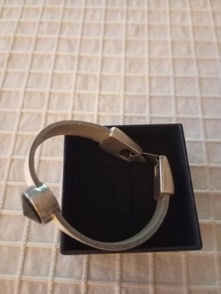 Pulsera de cuero