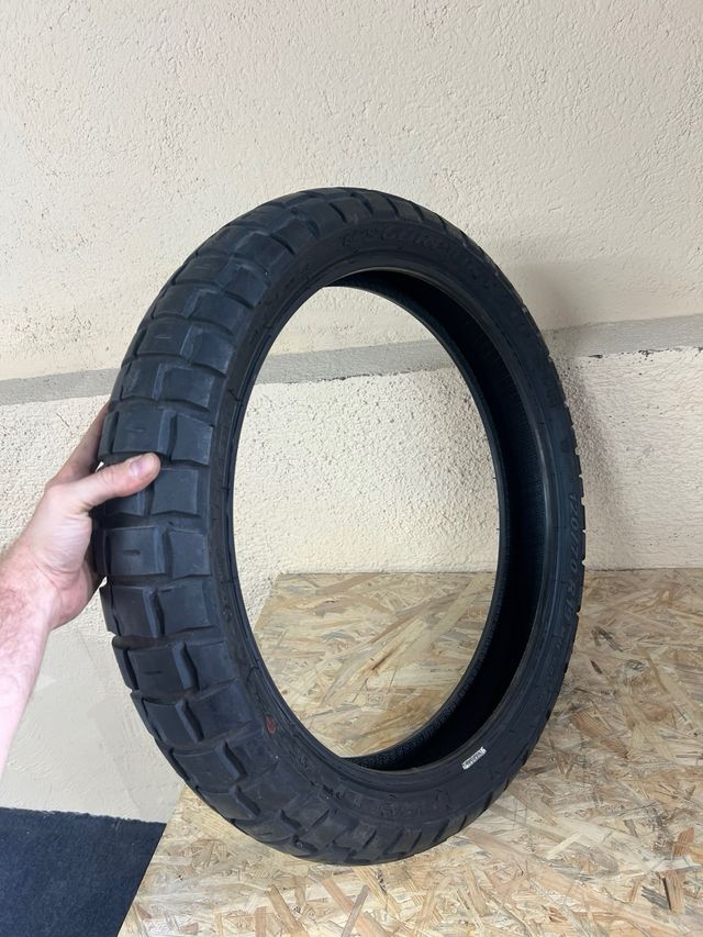 Pirelli Scorpion Rally STR 120/70 R19