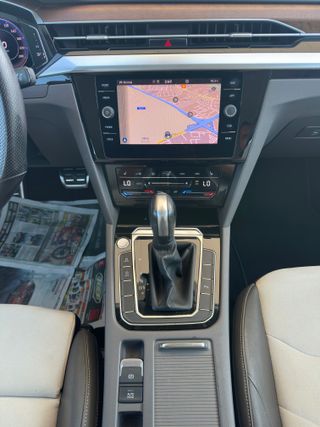VW Arteon Elegance 2.0TDI DSG 150Cv-Nacional !!