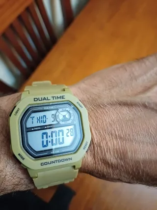 Reloj Deportivo Digital SKMEI Nuevo WR 5ATM