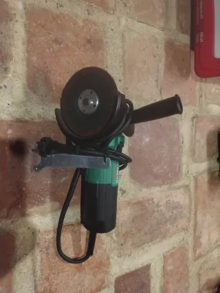 Amoladora Hitachi G 13SB2