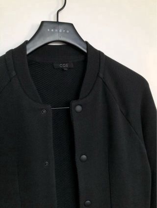Chaqueta COS Negra Talla S