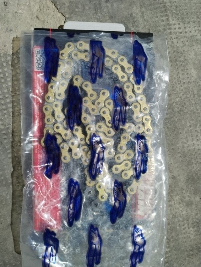 Cadena RENTHAL R1 MX CHAIN NUEVA!!!