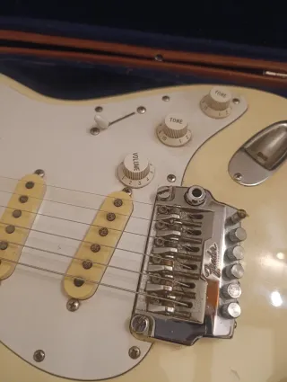 Guitarra Fender Stratocaster