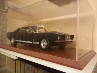 Maqueta Ford Mustang Shelby GT500 1/8