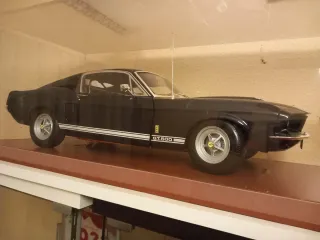 Maqueta Ford Mustang Shelby GT500 1/8