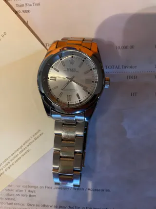 2 Rolex Oyster uno azul oscuro y otro blanco