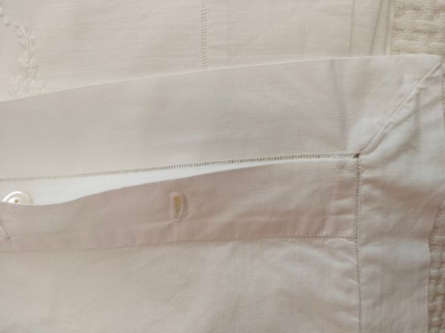 Lenzuola matrimoniali in lino vintage ricamato a m