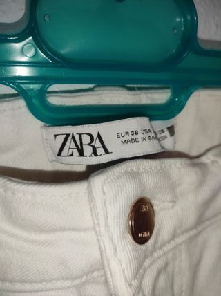 Pantalones blancos