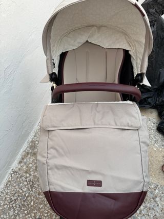 Carro bebé Roberto Verino