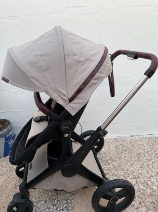 Carro bebé Roberto Verino