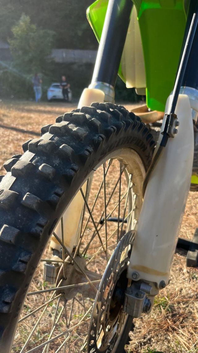 Moto Kawasaki KX 250F