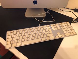 iMac 20' 2009 Plata
incluyo el teclado