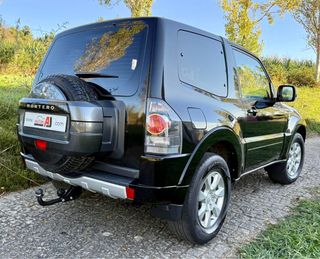 Mitsubishi Montero 2015