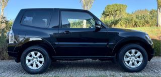 Mitsubishi Montero 2015