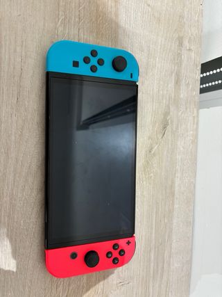 Nintendo Switch Azul y Rojo