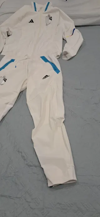 Chándal adidas oficial de la selección de Bélgica 