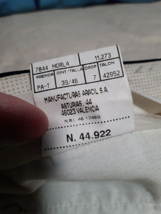 Traje negro de músico